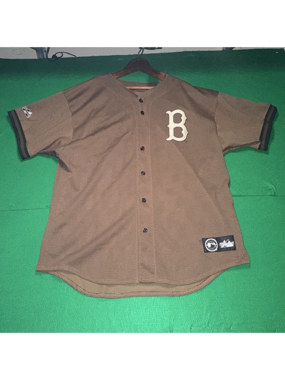 Vintage Majestic Boston Red Sox Baseball Jersey Men's 2XL Brown Button Up Blank